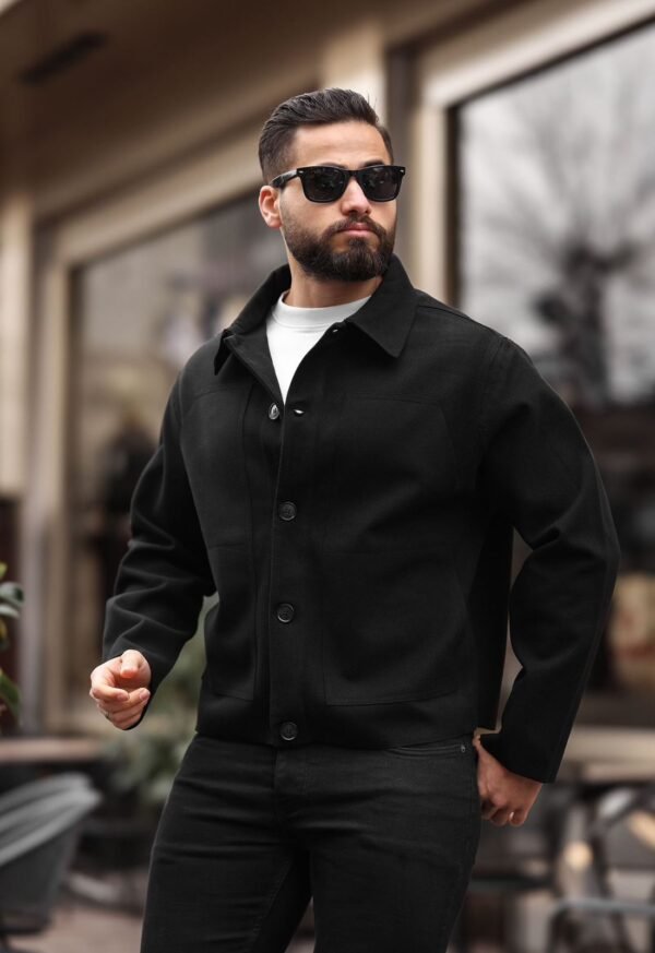 Xhaketë Klasike e Zezë me Pulla