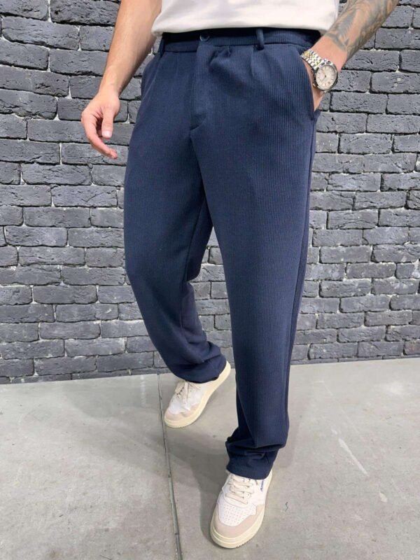 Men’s Relaxed Fit Ribbed Trousers