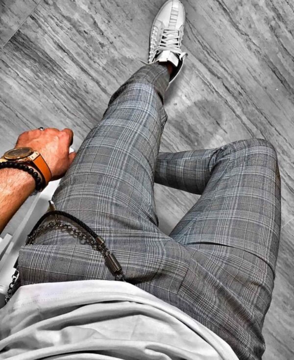 Men’s Checkered Slim Fit Trousers with Chain Detail