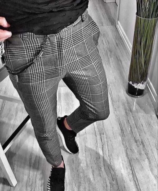 Men’s Black & White Prince of Wales Check Trousers