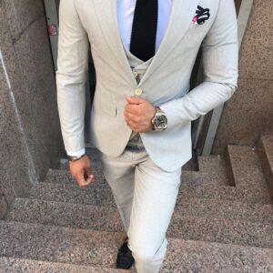 Men’s Slim Fit Pinstripe 3-Piece Suit – Light Grey with Modern Detailing