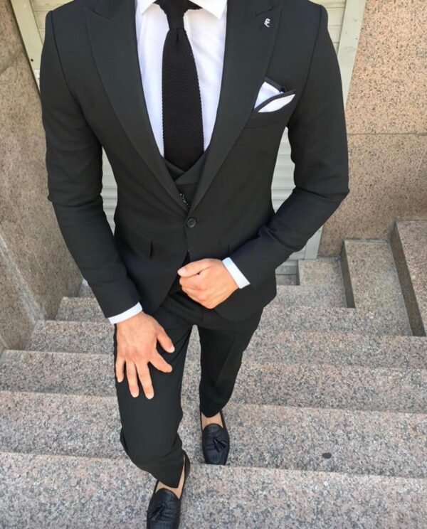 Kostum me Tre Pjesë i Zi