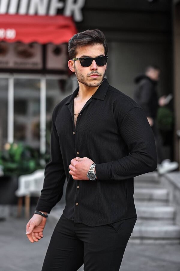 Men’s Soft Long Sleeve Button-Up Shirt