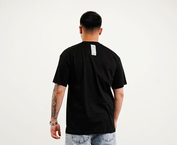 Maicë Tribute për Thug Life” 2Pac – Edicioni i Serisë Provoke