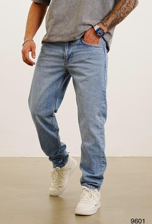 Washed Blue Relaxed Fit Jeans