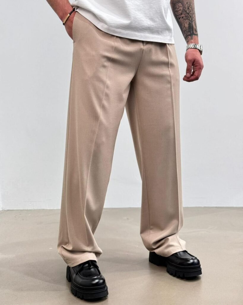 Men’s Wide-Leg Trousers thumbnail 3