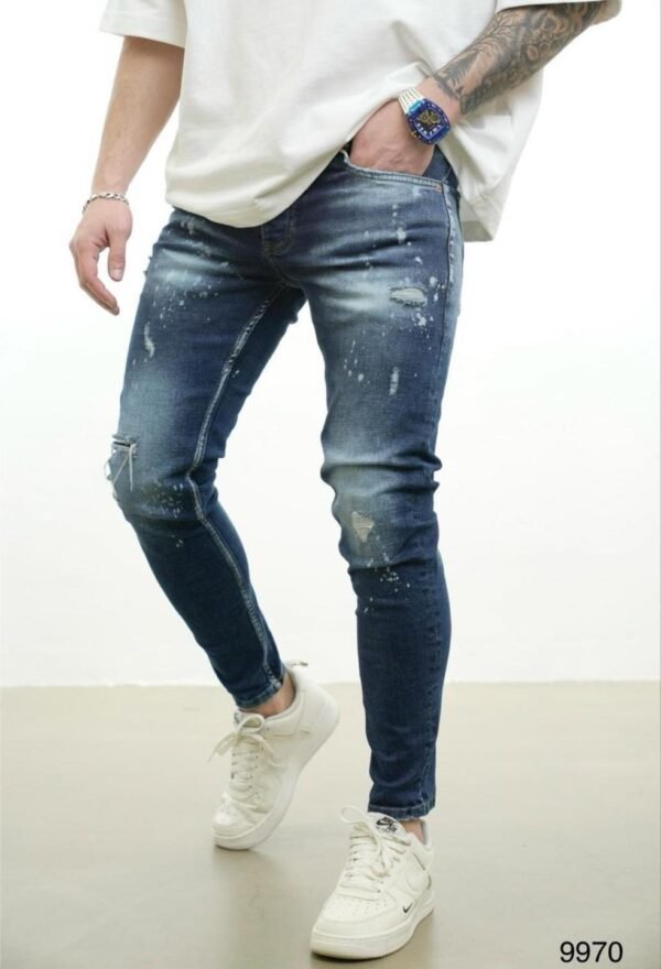 Distressed Spray-Wash Skinny Jeans