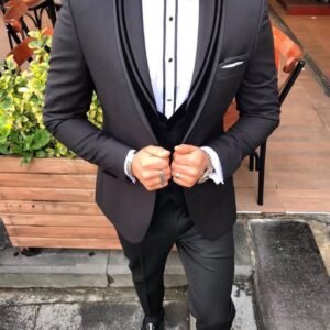 Men’s Classic Black Slim Fit Tuxedo Suit – 3 Piece Formal Set with Velvet Lapels