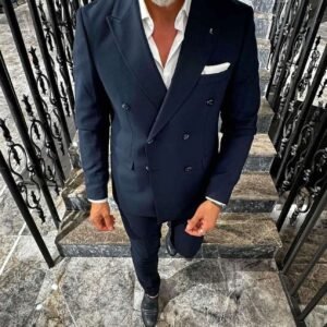 Stylish Navy Double-Breasted Suit with White Pocket Square – Sophisticated Menswear