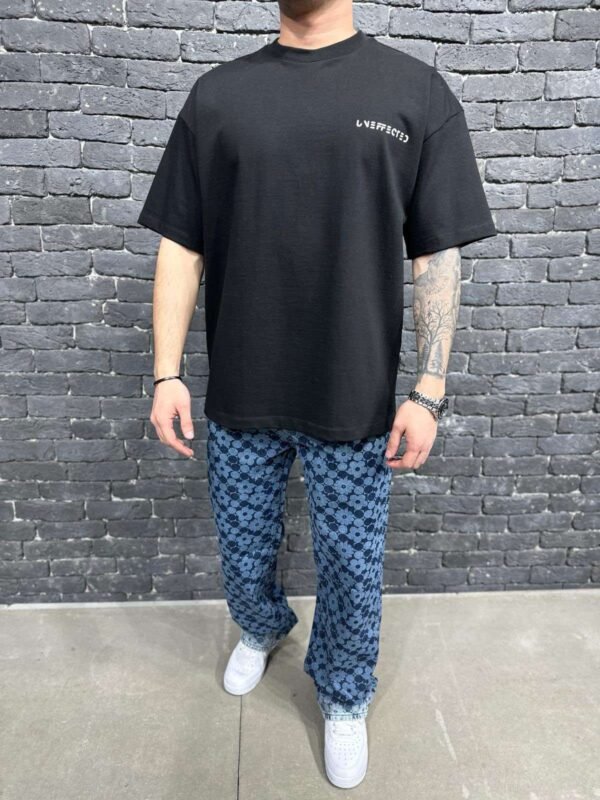 Men's Oversized Graphic T-Shirt –''UNEFECTED''
