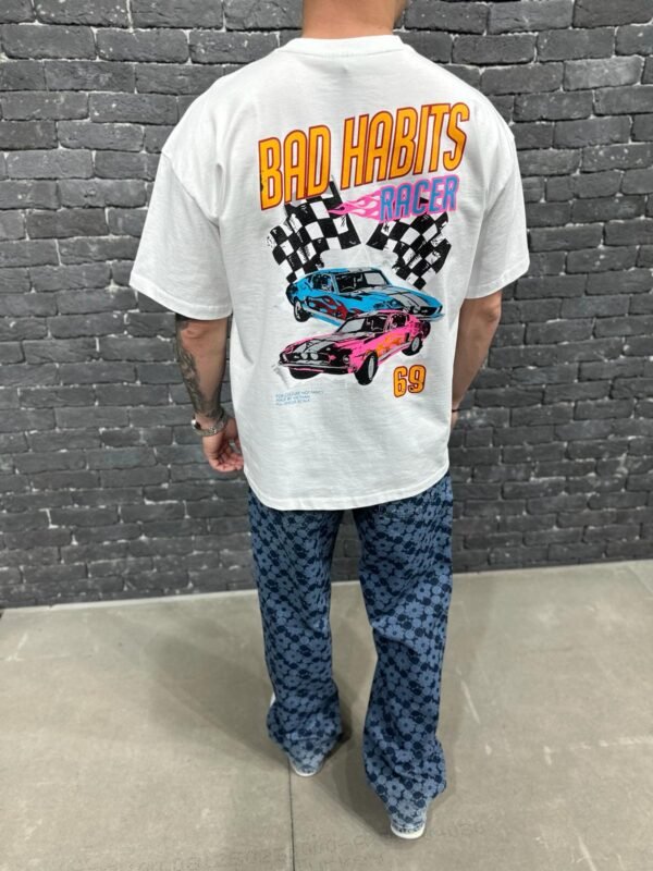 Bluzë e Madhe me Grafikë – ''UNEFFECTED''