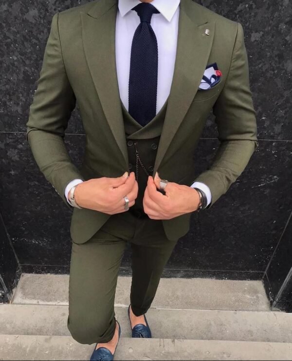 Men’s Olive Green 3-Piece Suit – Modern Gentleman Edition