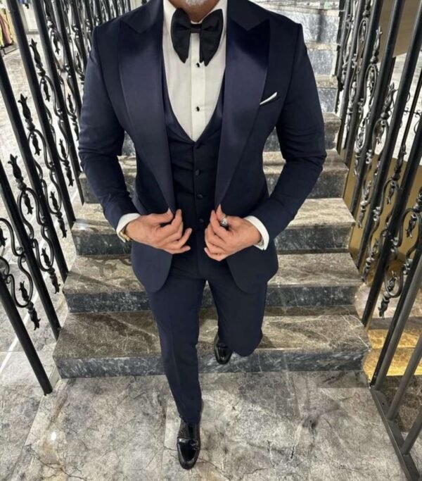 Elegant Navy Tuxedo Suit