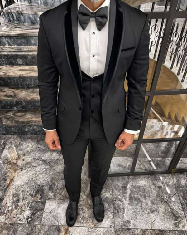 Classic Black Tuxedo Suit