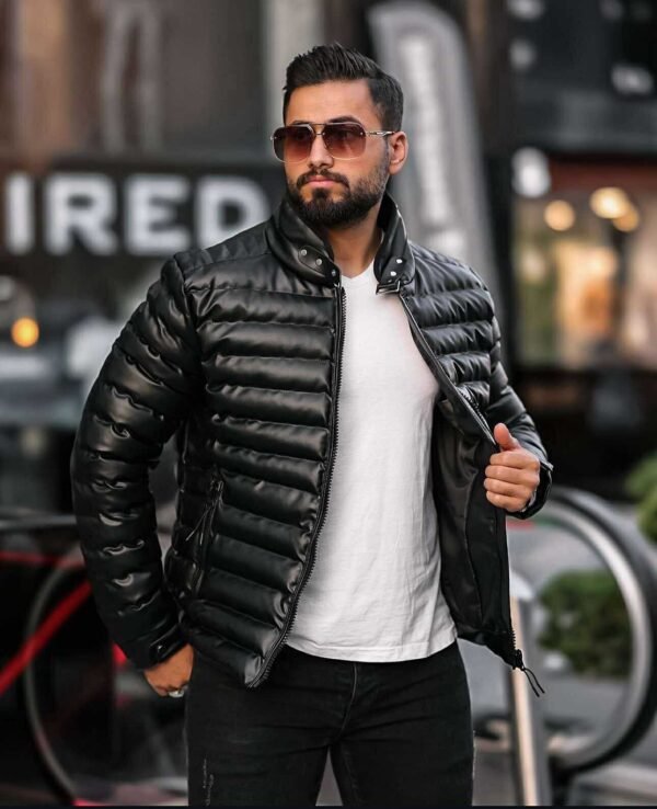 Jakne për Meshkuj në Ngjyrë të Zezë – Model Slim