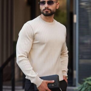 Bluzë me Mëngë të Gjata Slimfit – Ngjyrë Bezh me Vija Delikate