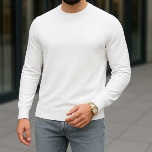 Sweter i Bardh Premium – Elegancë Minimaliste & Stil i Pastër