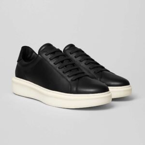 Sneakers Lëkure “Urban Minimal” – Black & White Sole