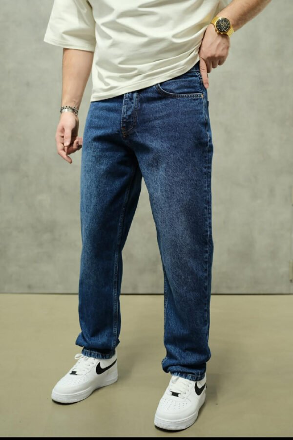 Xhinse Meshkuj Relaxed Fit – Denim Blu i Mesëm (Classic Blue)