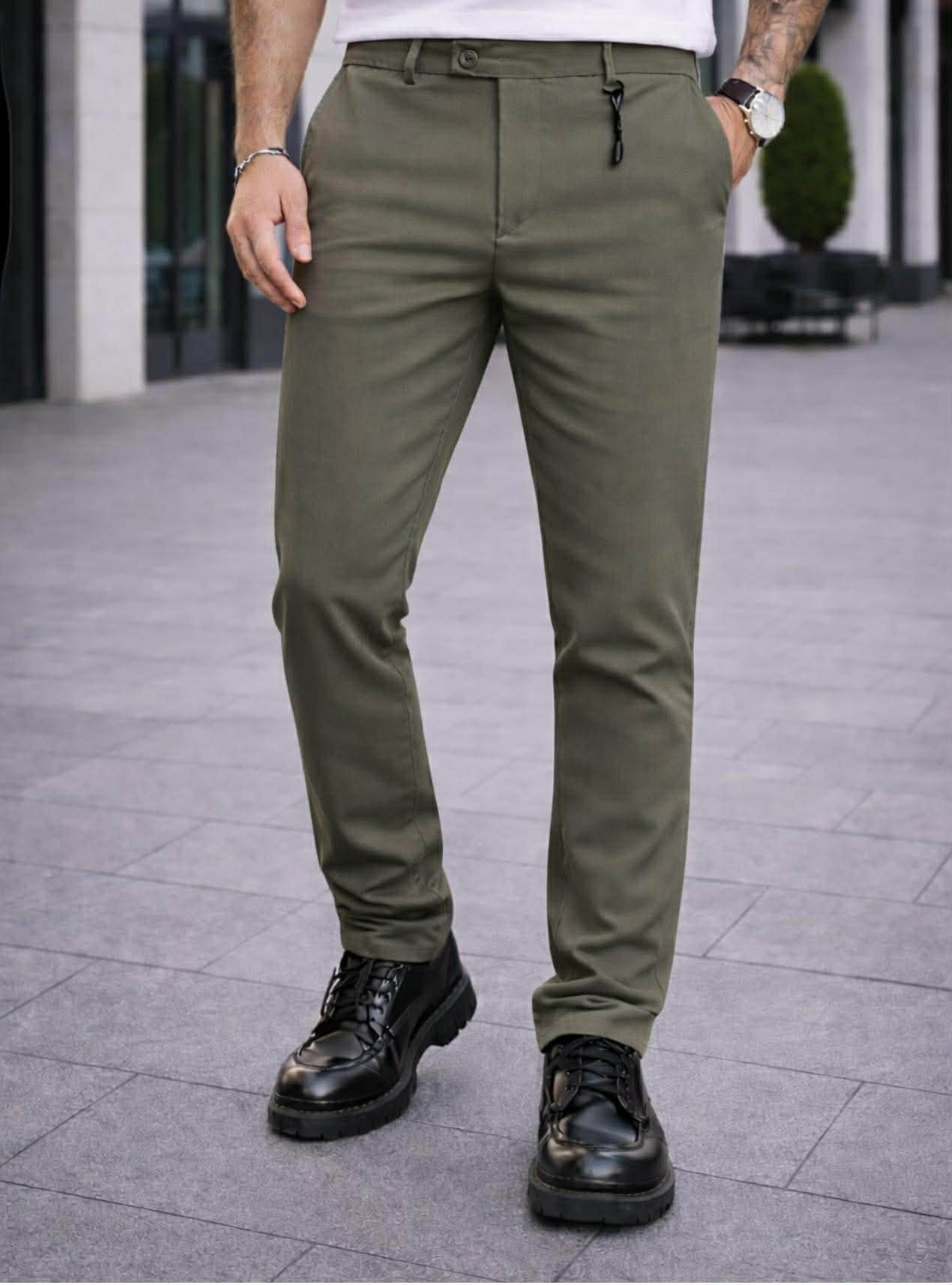 Pantallona Premium Chino – Olive