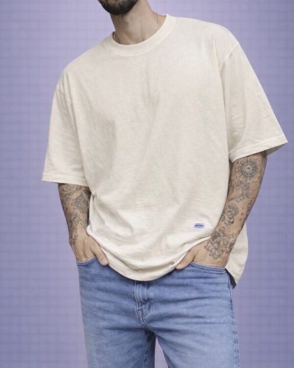 T-Shirt Oversize Graphic Back Print – Urban Statement Edition