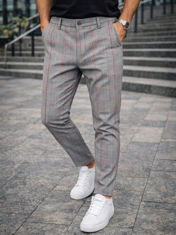 Pantallona Gri Checkered me Detaje të Kuqe – Stil Premium & Karakter Unik