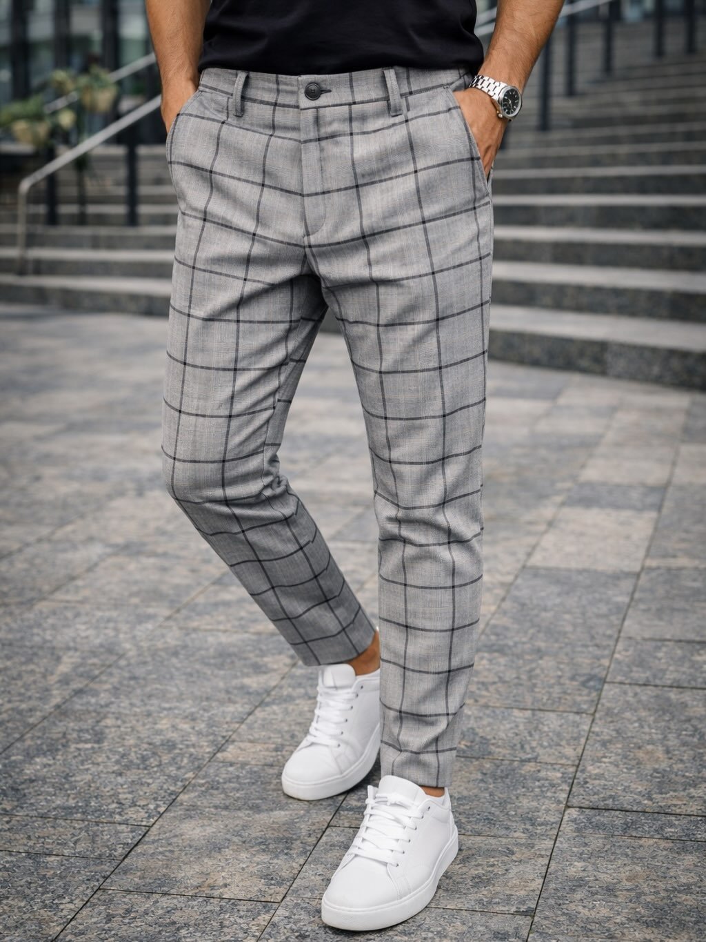 Pantallona Gri Clean Check – Elegancë Minimaliste & Stil Modern