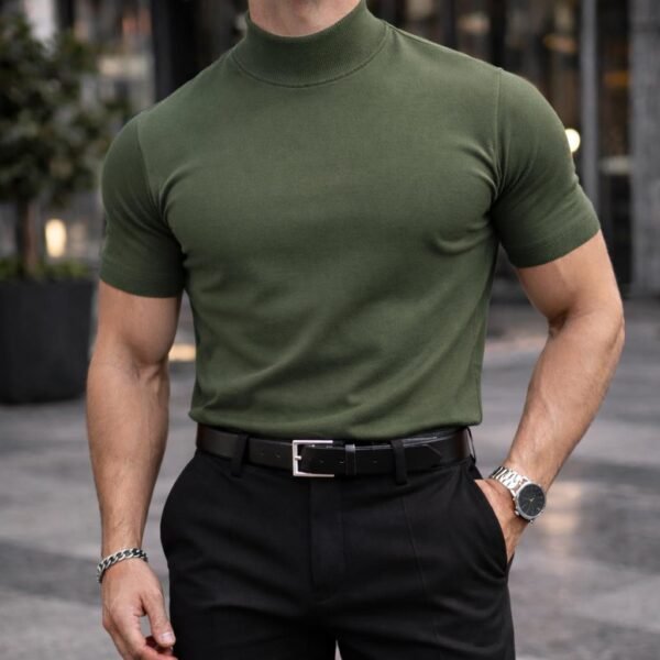 Bluzë Premium Roll-Neck Slim Fit – Elegancë Moderne