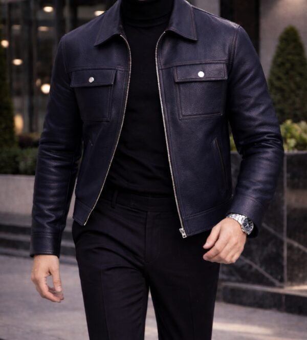 Xhup Lëkure Premium Slim Fit me Xhepa – Stil Urban & Elegant