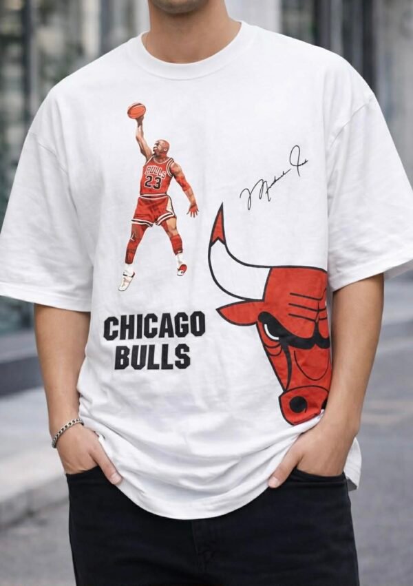 Bluzë Oversize Chicago Bulls – Streetwear Ikonik