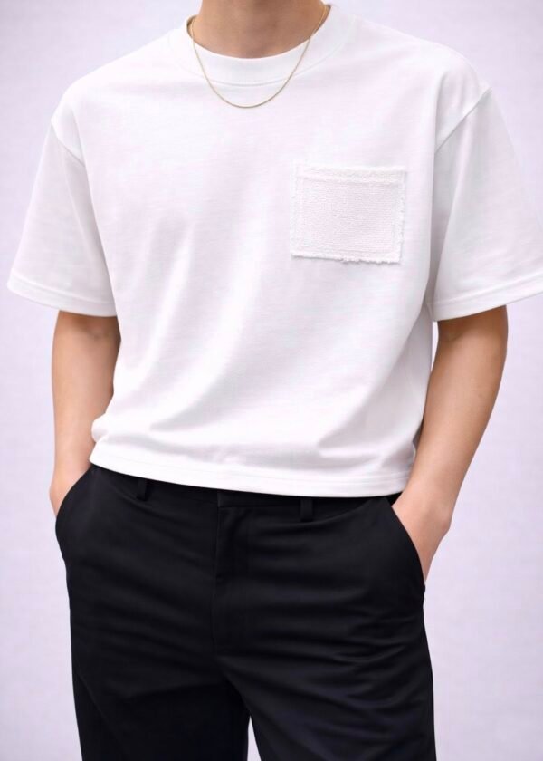 Bluzë Oversize me Xhep Teksturë – Minimal Premium