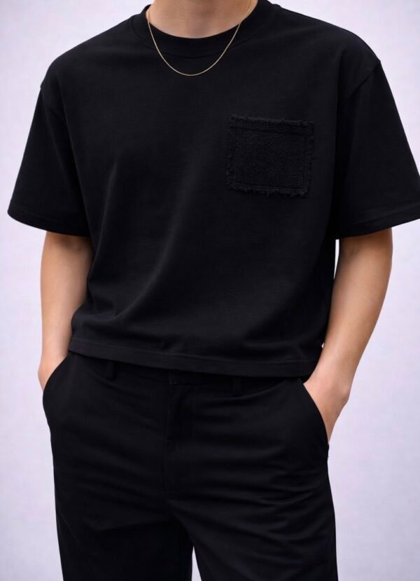 Bluzë Oversize me Xhep Teksturë – Minimal Premium