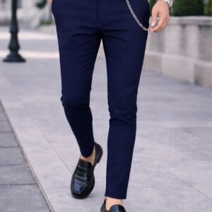 Pantallona Slim-Fit në Ngjyrë Blu Navy – Stil Elegant & Modern