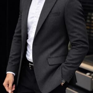 Xhaketë Klasike në Ngjyrë Antracit – Stil Elegant & Profesional