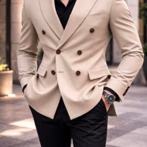 Xhaketë Double-Breasted në Ngjyrë Bezhe të Çelët – Elegancë e Rafinuar & Stil Veror