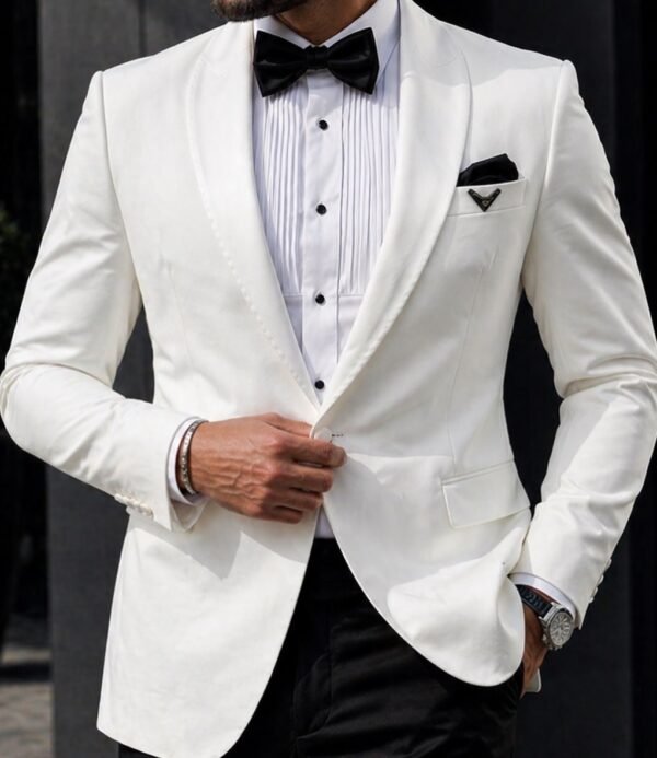 Kostum smoking i bardhë elegant për meshkuj – stil premium & modern