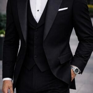 Kostum klasik i zi me smoking – elegancë premium për raste formale