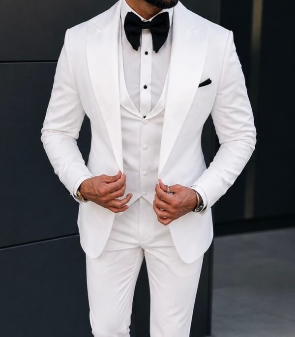 Kostum Premium 3-Pjesësh White Tuxedo – Elegant Ceremony Edition