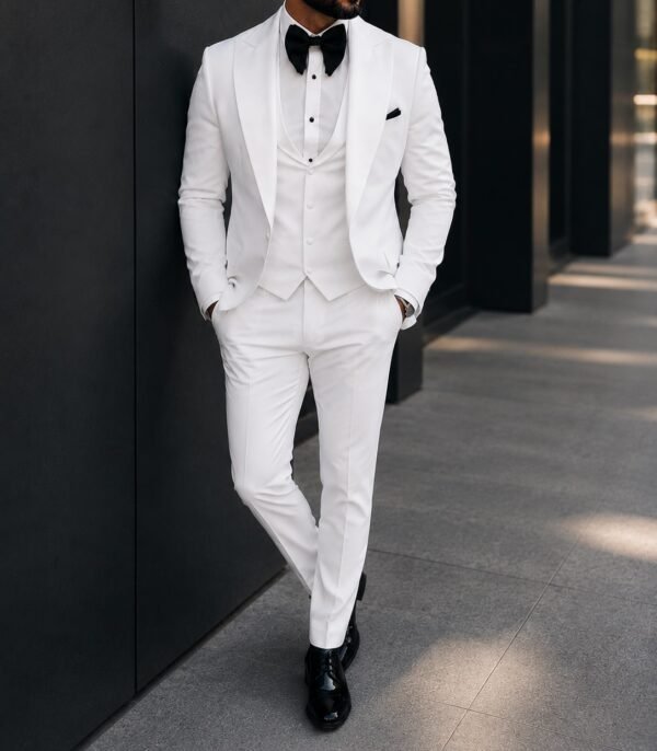 Kostum Premium 3-Pjesësh White Tuxedo – Elegant Ceremony Edition