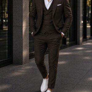 Kostum Premium 3-Pjesësh Dark Brown – Modern Italian Elegance