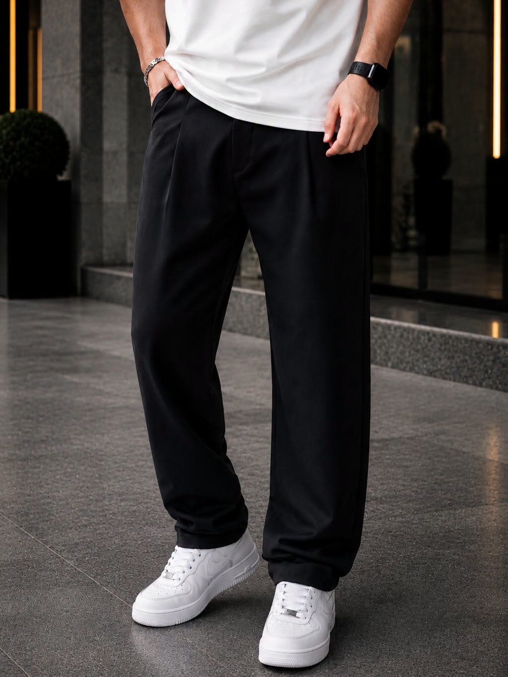 Pantallona Premium Relaxed Fit – Black