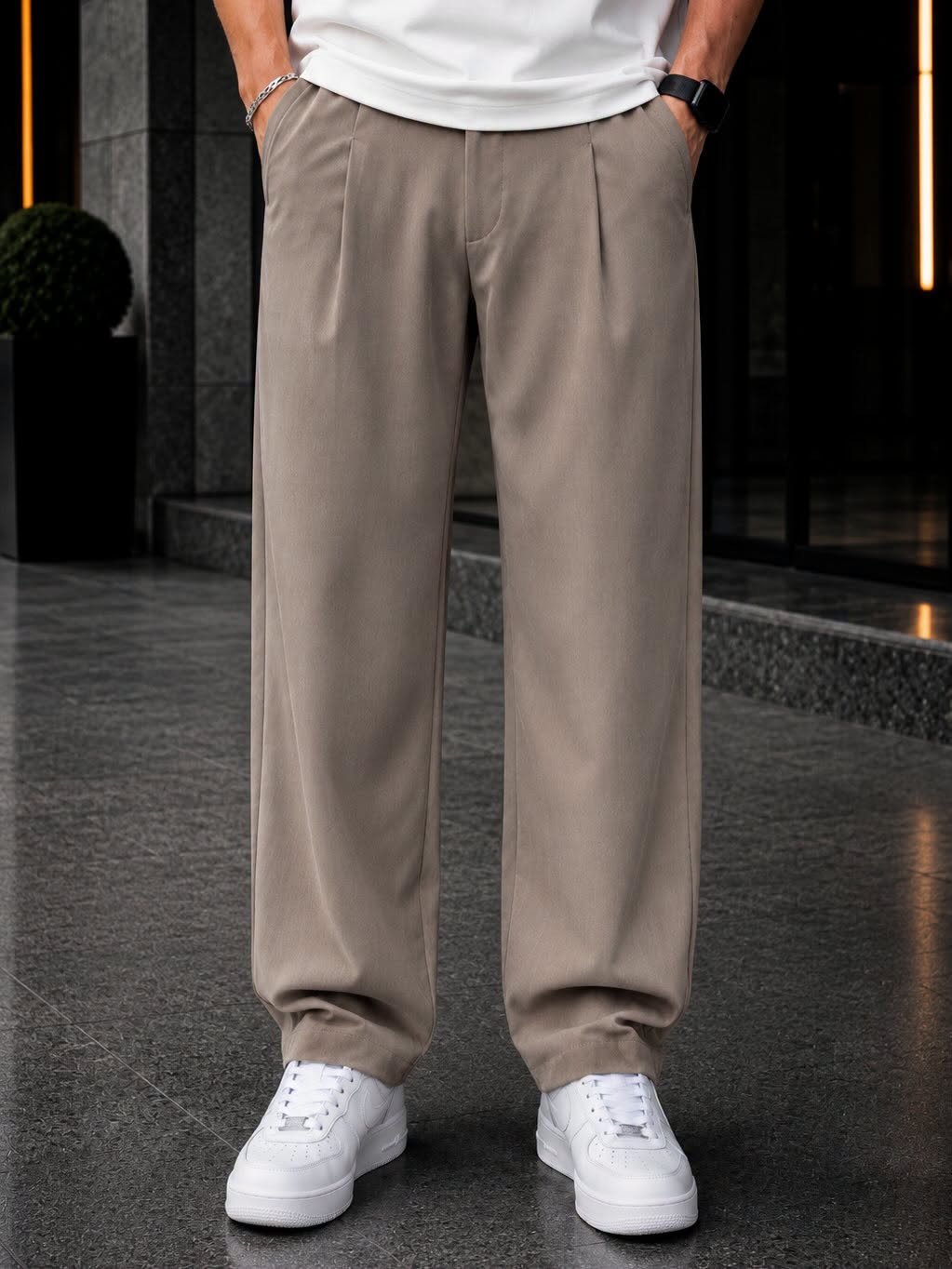 Pantallona Premium Relaxed Fit – Taupe Beige
