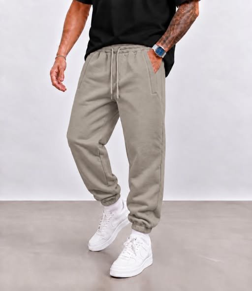 Essential Relaxed Joggers