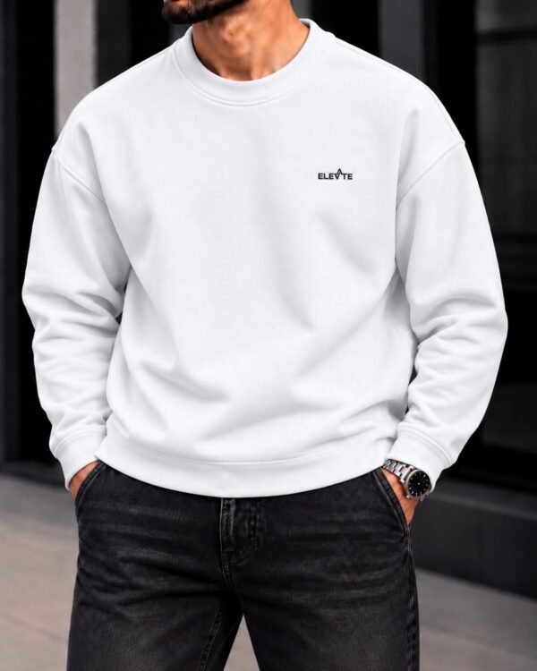 ELEVATE Oversized Sweatshirt – Minimalist Style