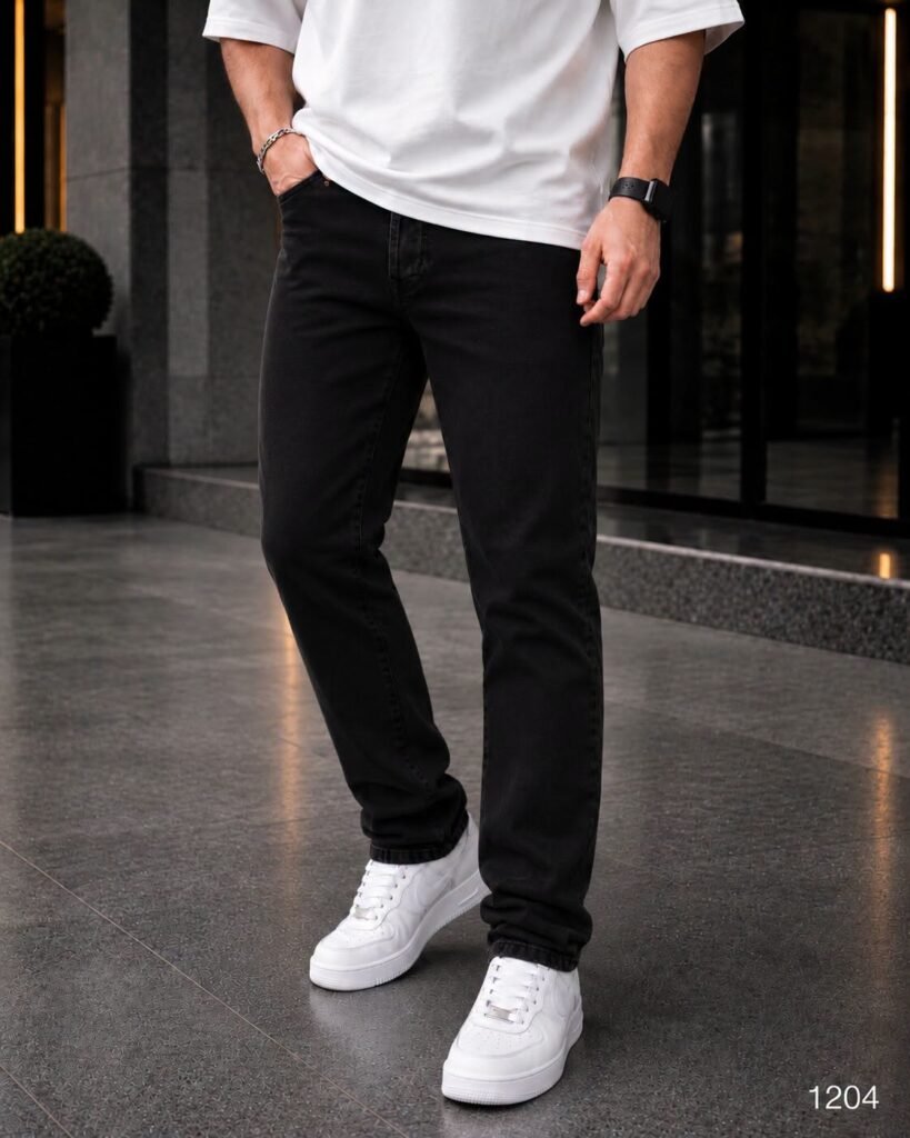 Urban Essential – Slim Fit Jeans
